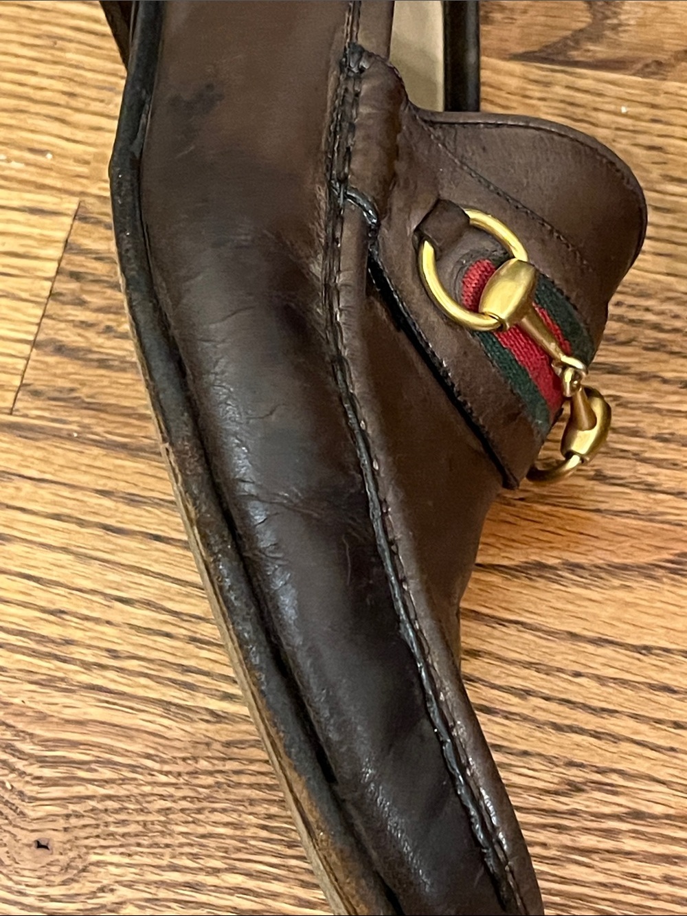 Damaged men’s Gucci dress shoes 10.5 D - Picture 5 of 12